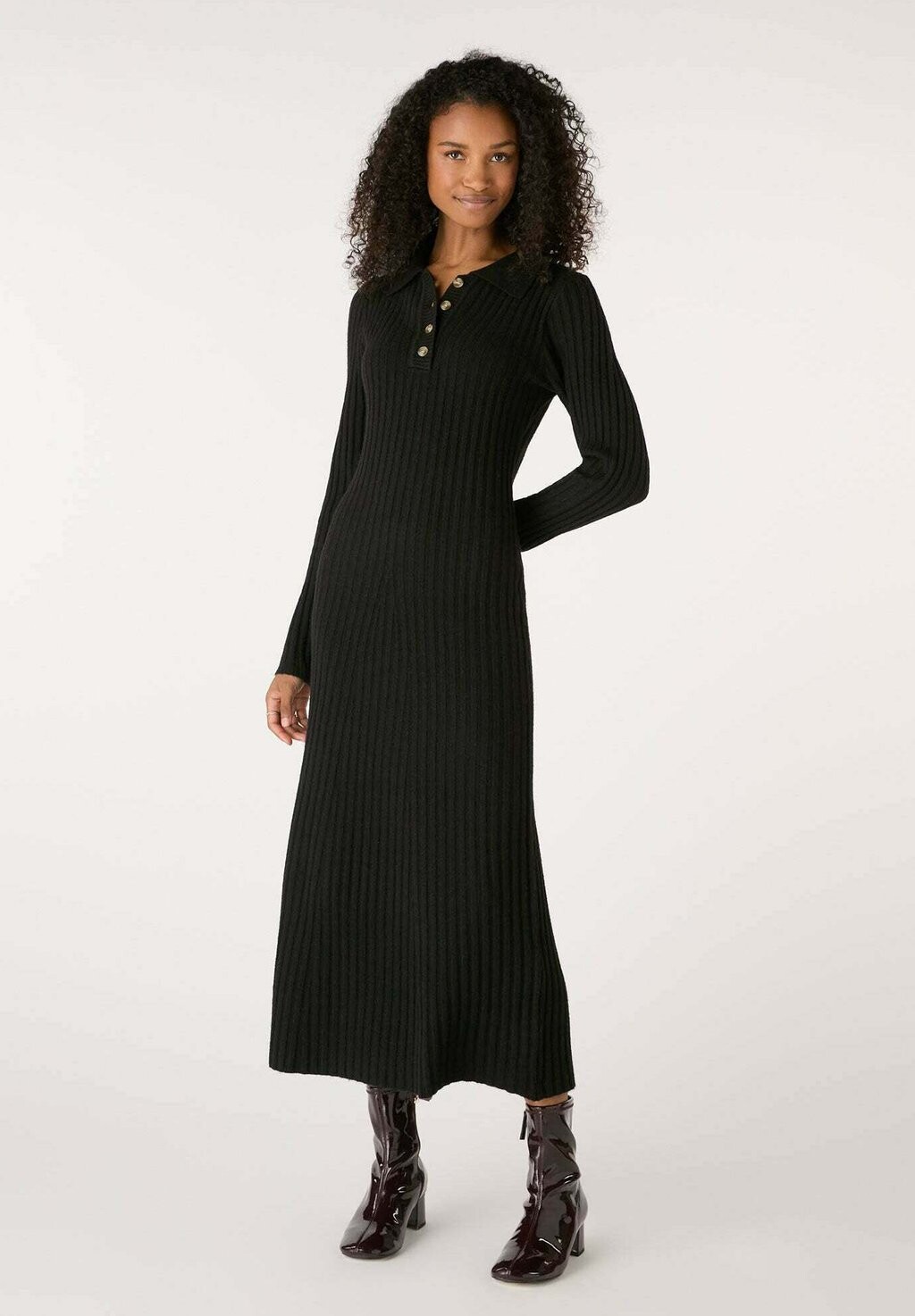 

Платье макси PLACKET OMNES, черный