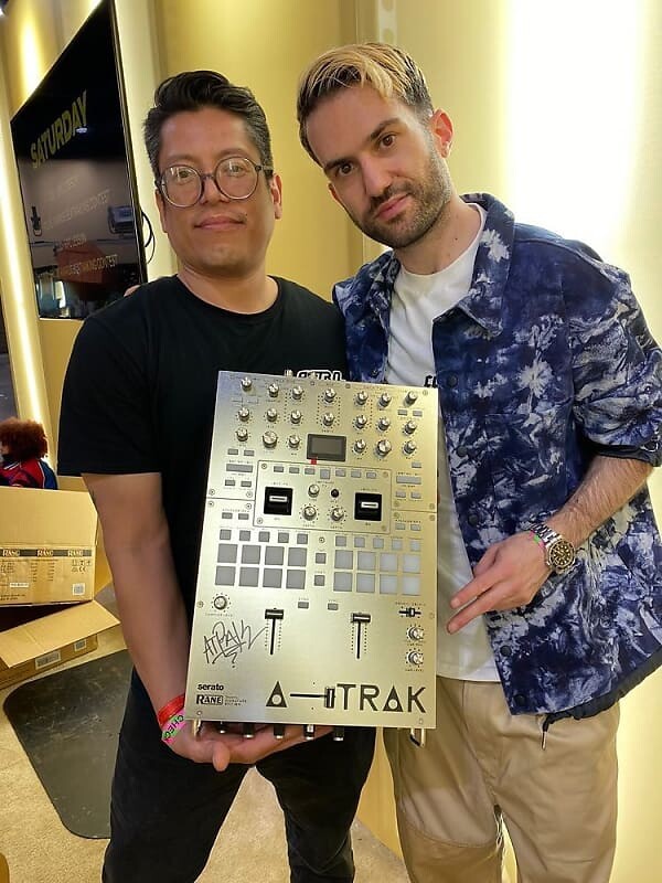 

Микшер Rane Seventy A-Trak Signature Edition Serato 2-Channel Digital Mixer