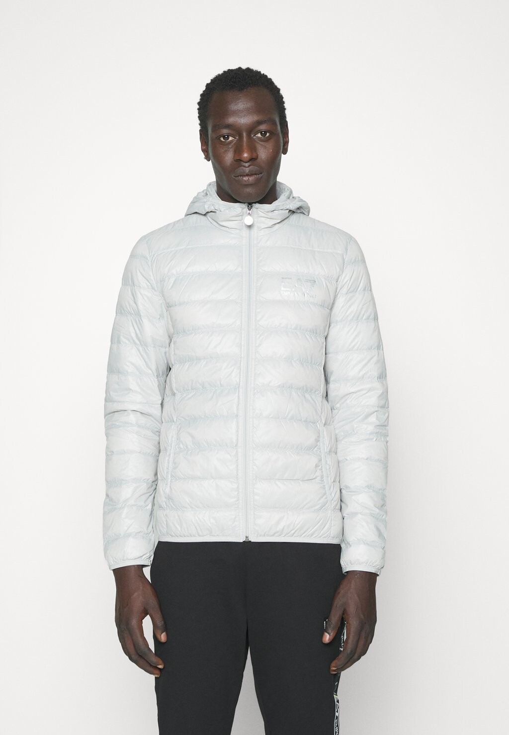 

Пуховик Armani Emporio