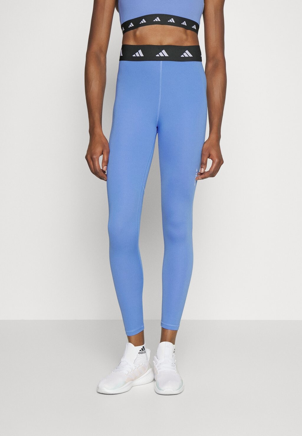 

Тайтсы Adidas