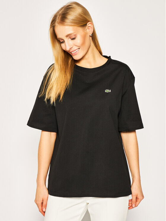 

Футболка мальчику подойдет Lacoste, черный