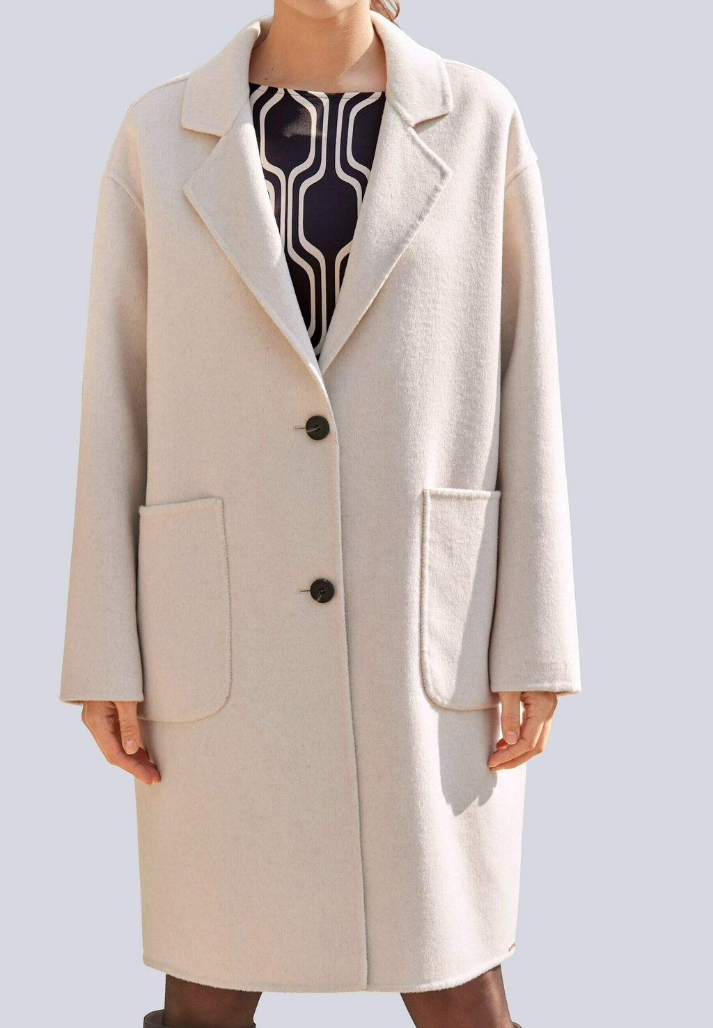 

Короткое пальто Alba Moda