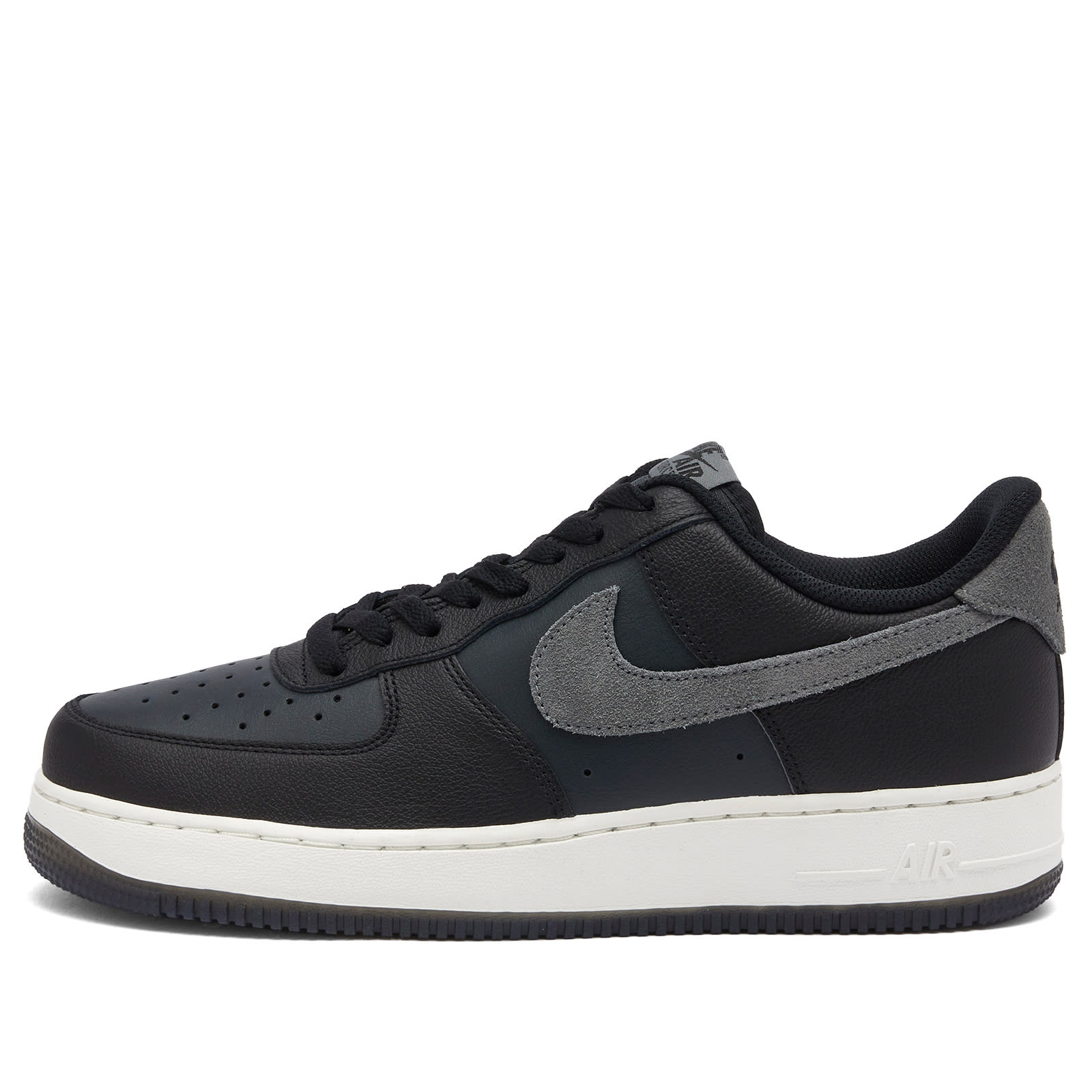 

Кроссовки Nike Air Force 1 ’07 Lv8 Sneaker, цвет Black & Smoke Grey