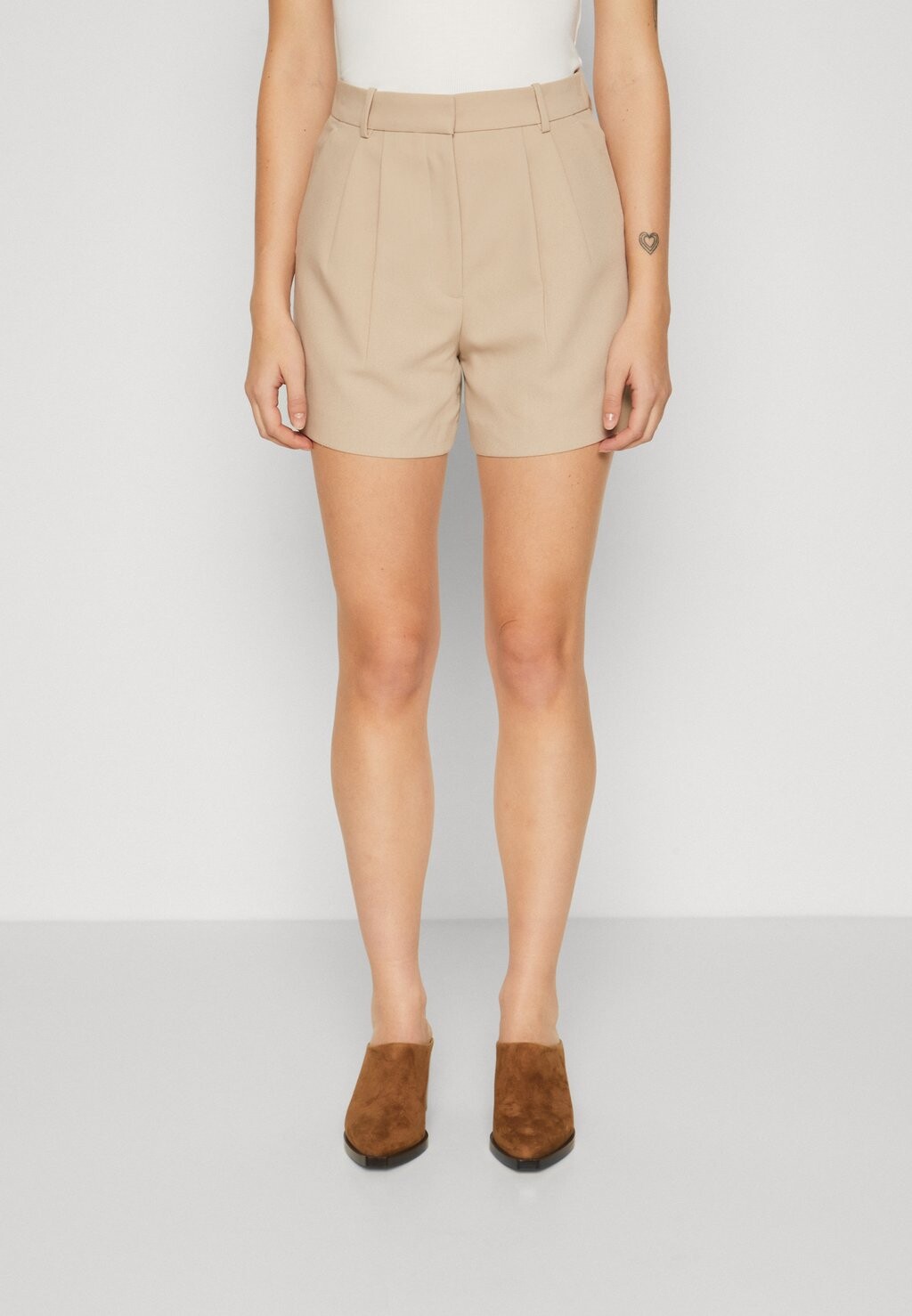 

Шорты SLOANE Abercrombie & Fitch, светло-коричневый