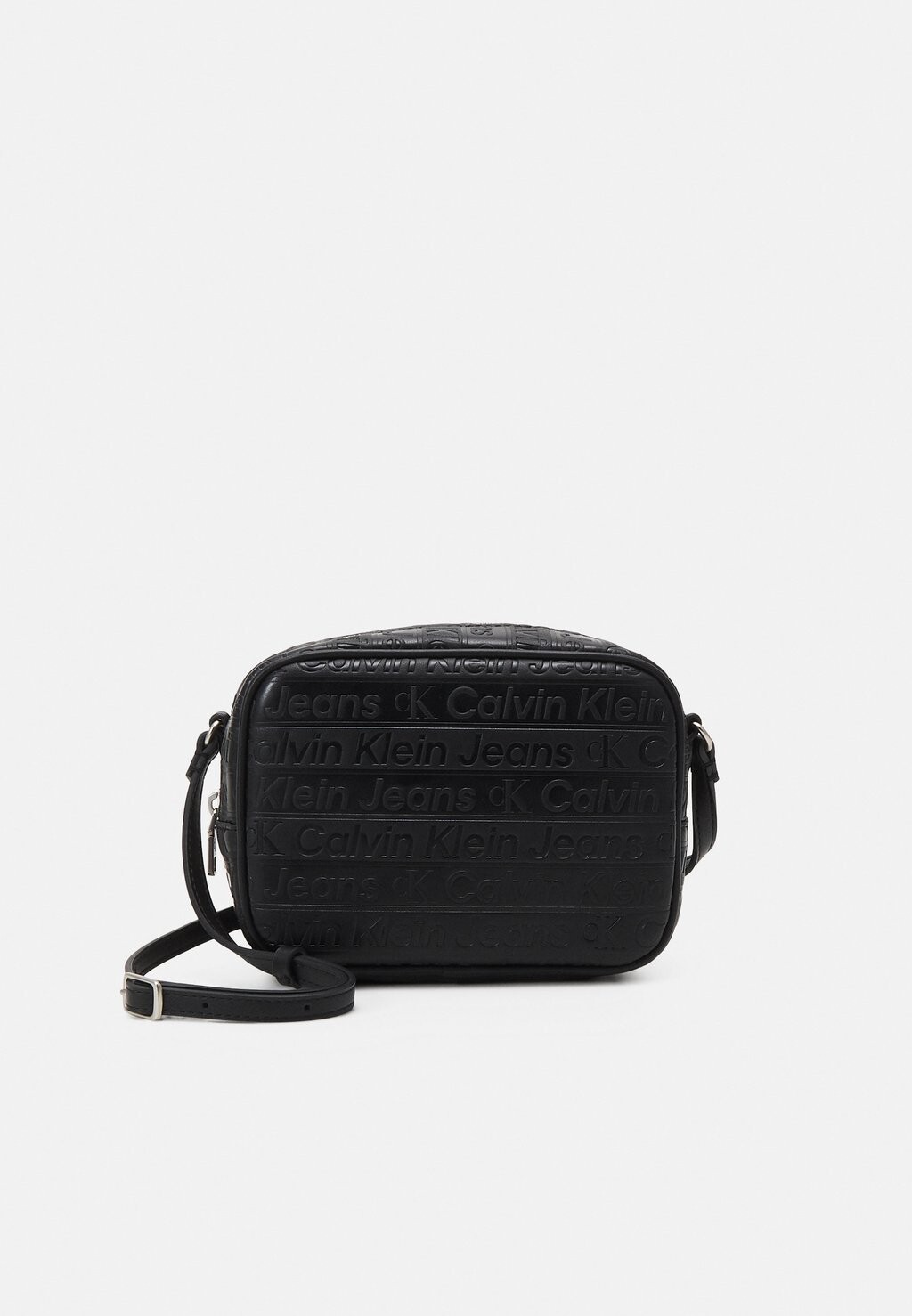 

Сумка Calvin Klein Jeans ЭКСКЛЮЗИВНАЯ СУМКА ДЛЯ ФОТОКАМЕРЫ18 AOP, цвет black