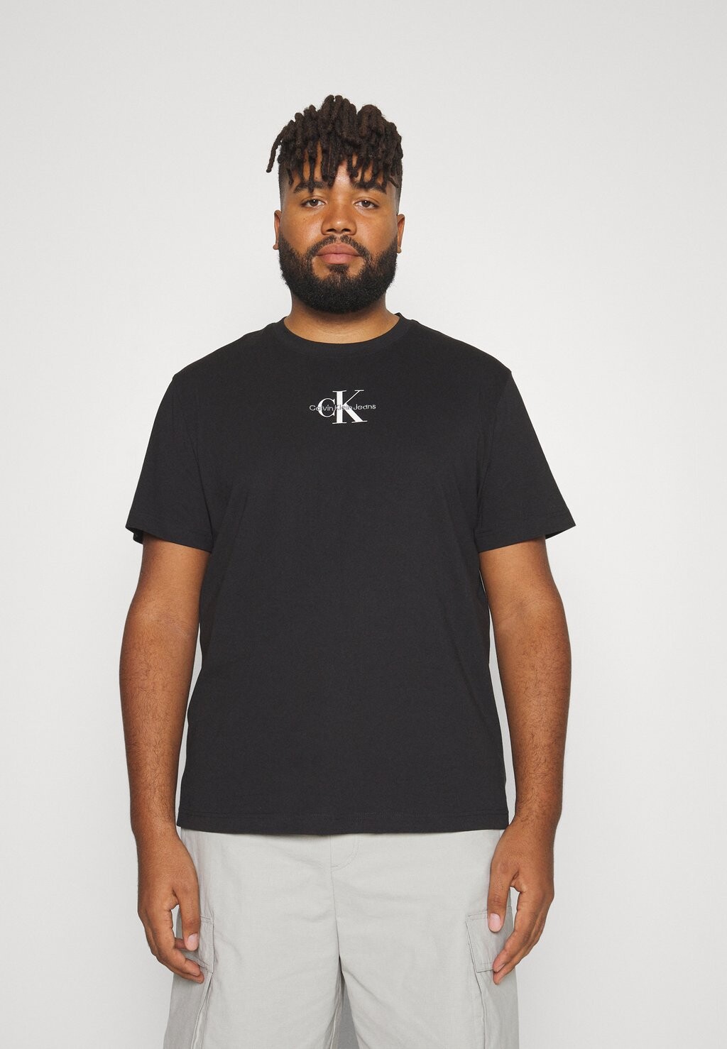 

Футболка с принтом Monologue Regular Tee Calvin Klein, черный