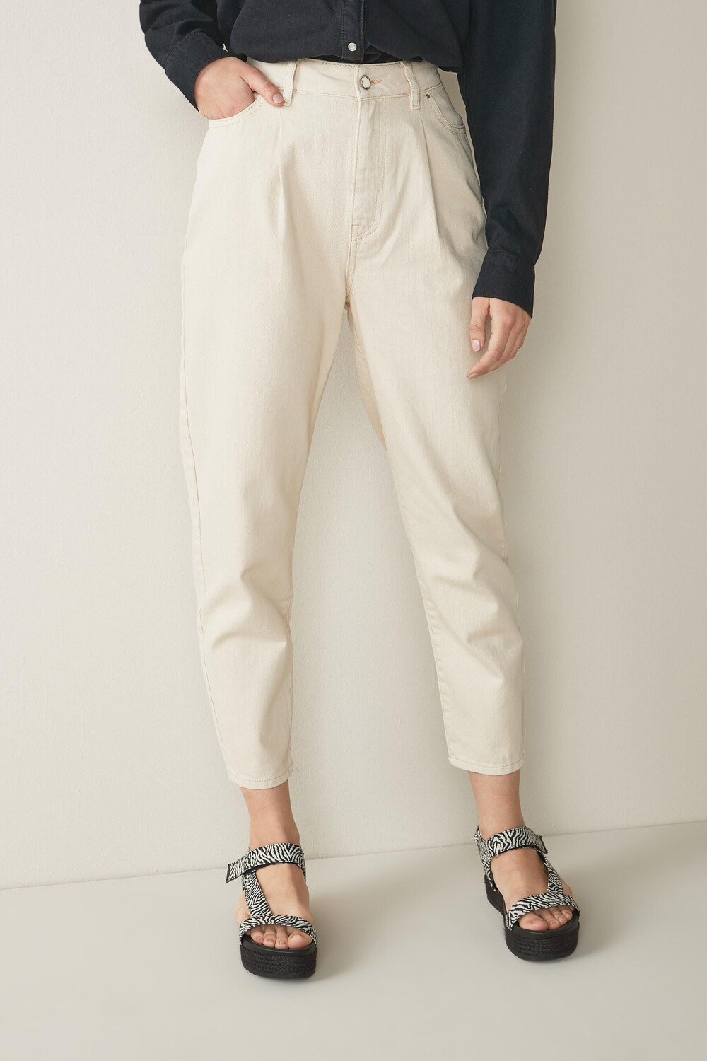 

Джинсы Mom Easy Fit Next, белый