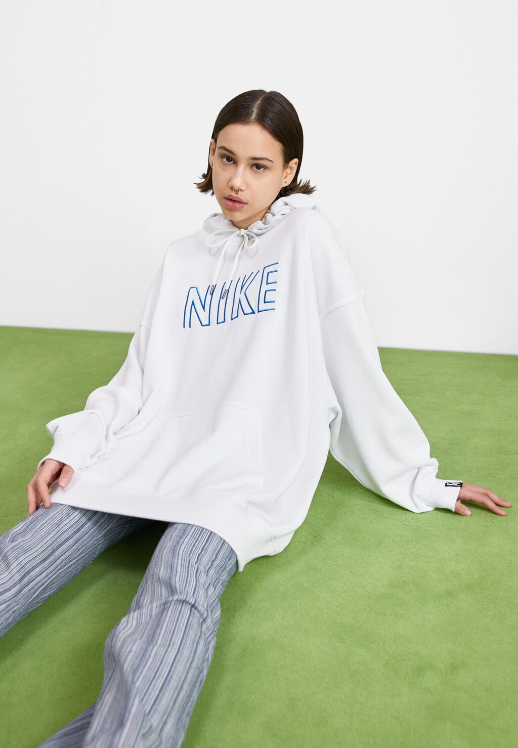 

Толстовка Nike Hoodie, вершина белая