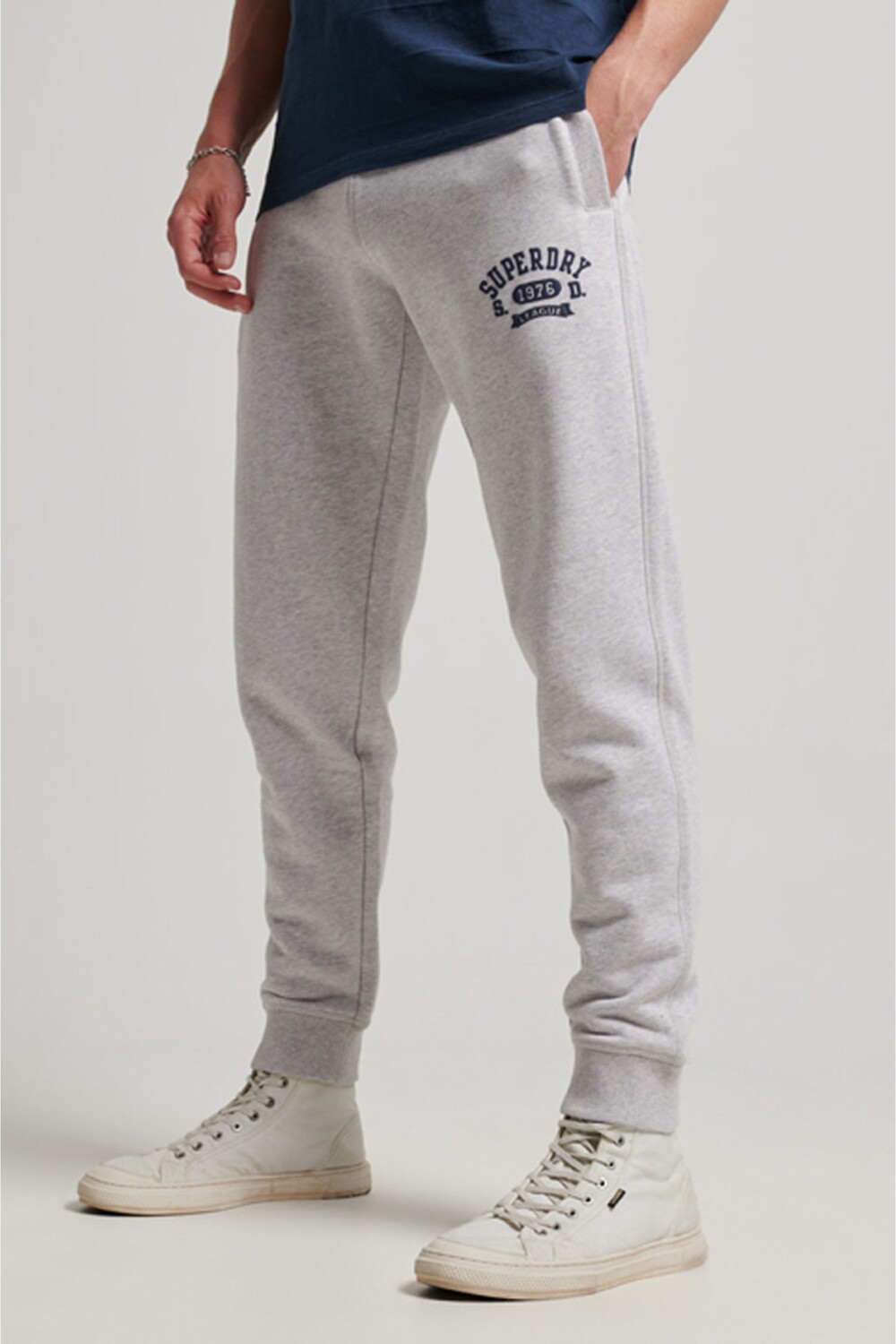 

Винтажные спортивные джоггеры для спортзала Superdry, серый