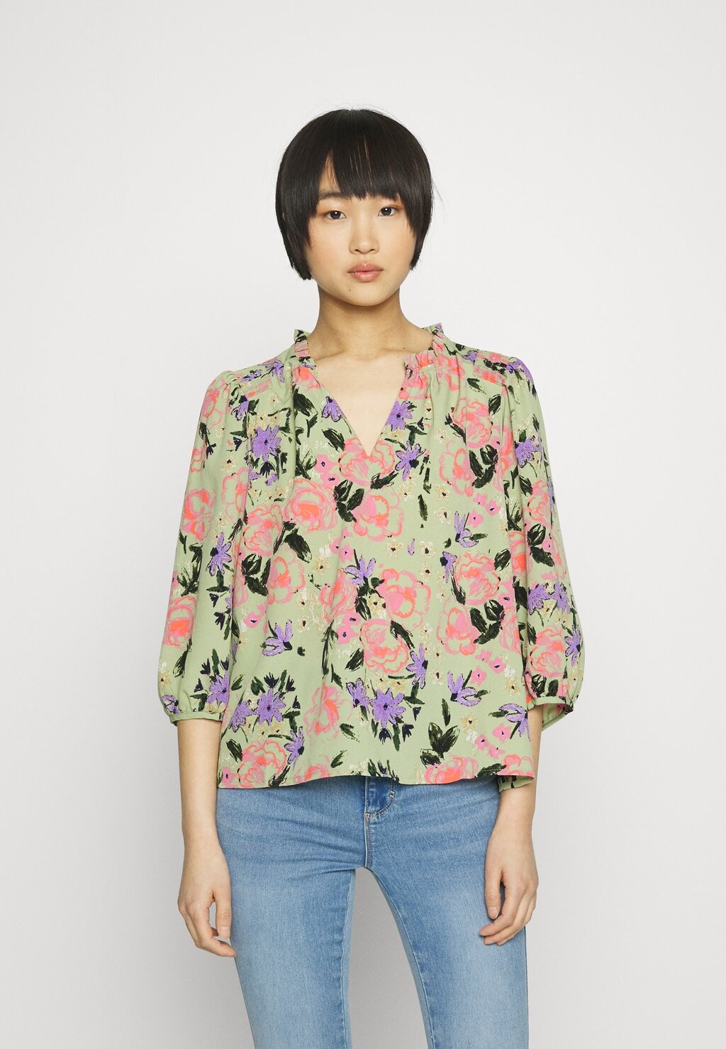 

Блузка Vero Moda