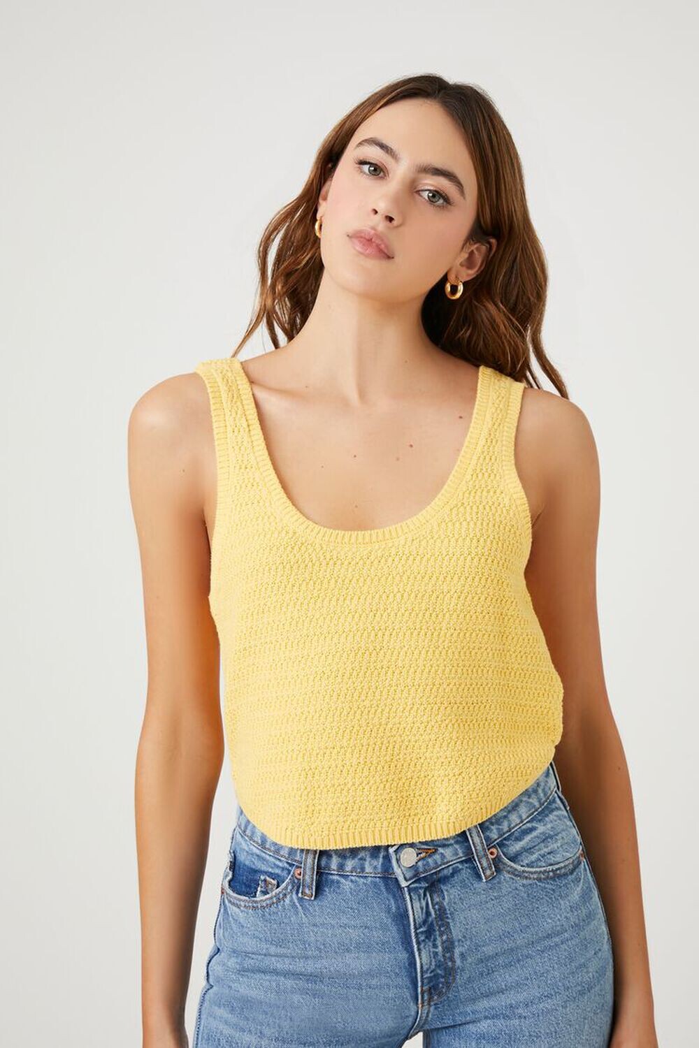 

Трикотажная майка-свитер с закругленным краем Forever 21