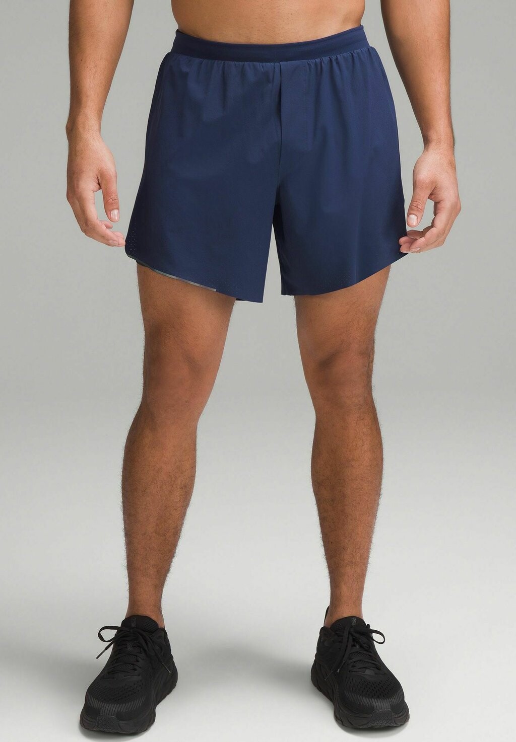

Спортивные шорты lululemon