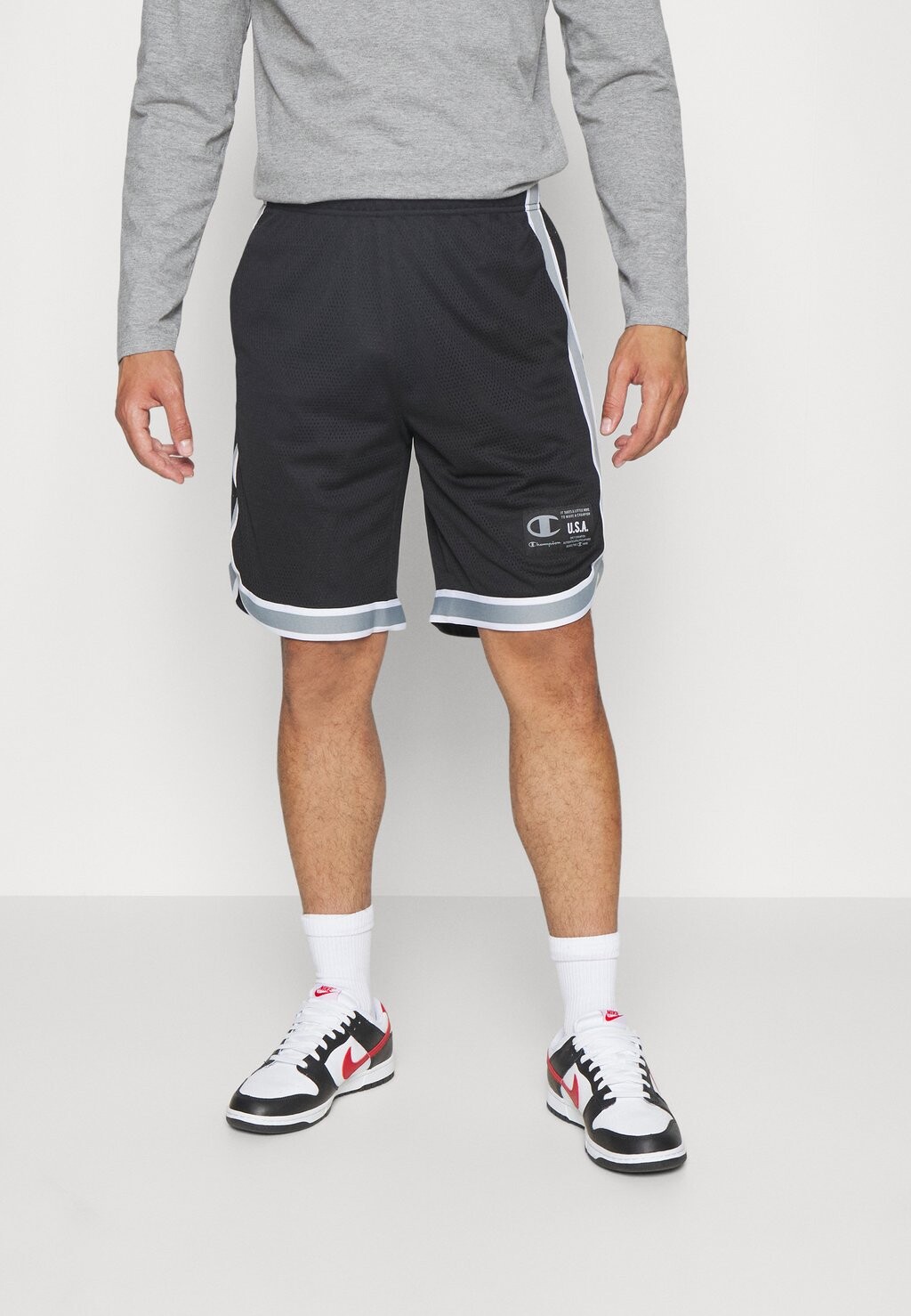 

Спортивные шорты Champion