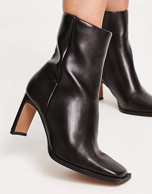 

Черные ботинки на каблуке ASOS DESIGN Remmy