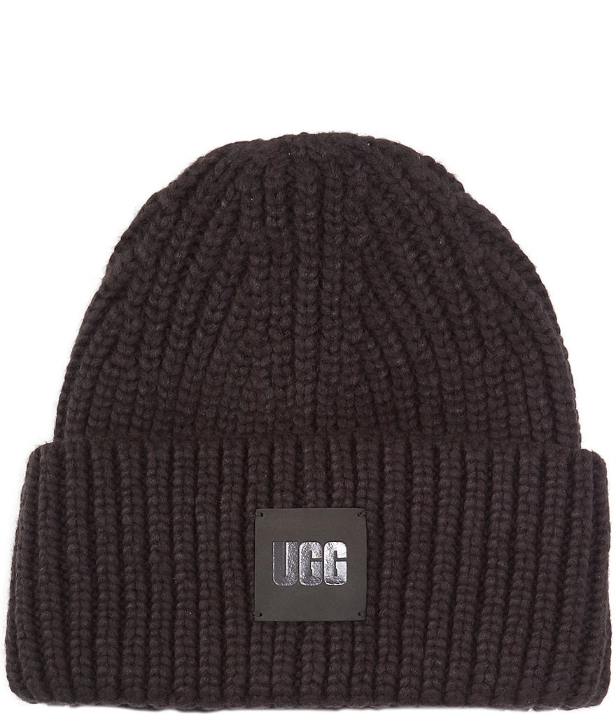 цена Мужская шапка массивной вязки в рубчик UGG, черный