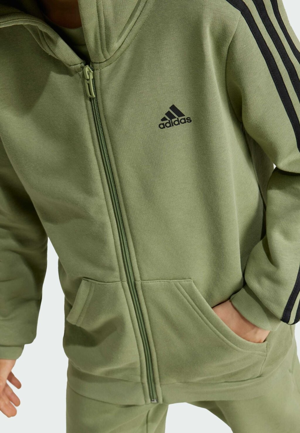 

Толстовка U 3S Fl Fz Hood adidas Performance, палаточный зеленый черный