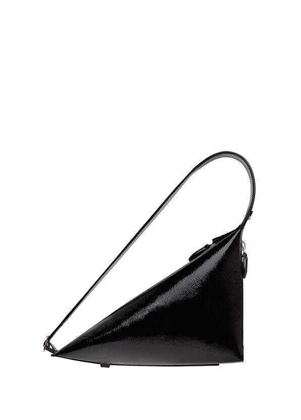 

Женская кожаная сумка с черным логотипом Courreges