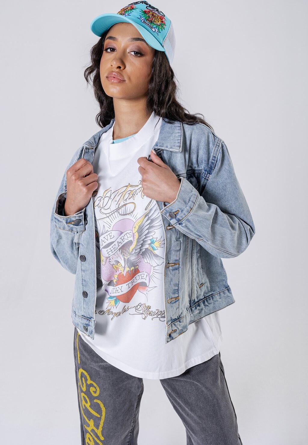 

Джинсовая куртка Ed Hardy