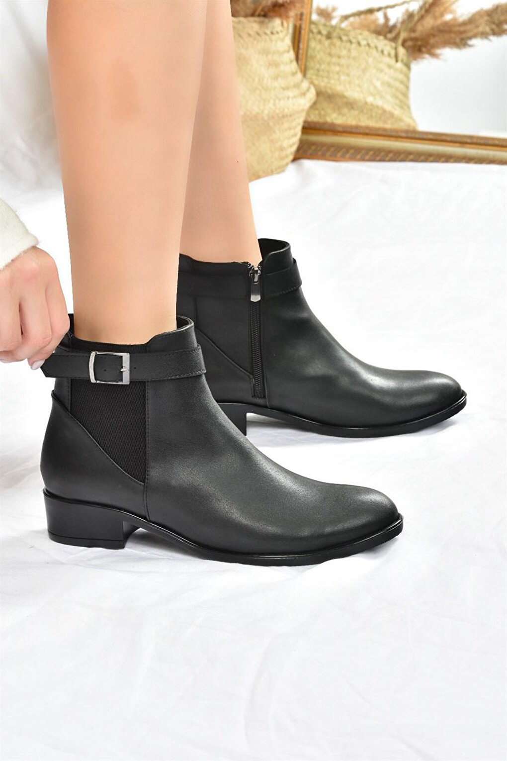 L2527045 Черные женские ботинки Fox Shoes