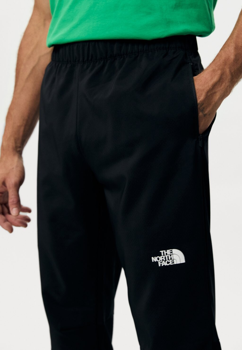 

Уличные брюки TRAJECTORY PANTS The North Face, черный
