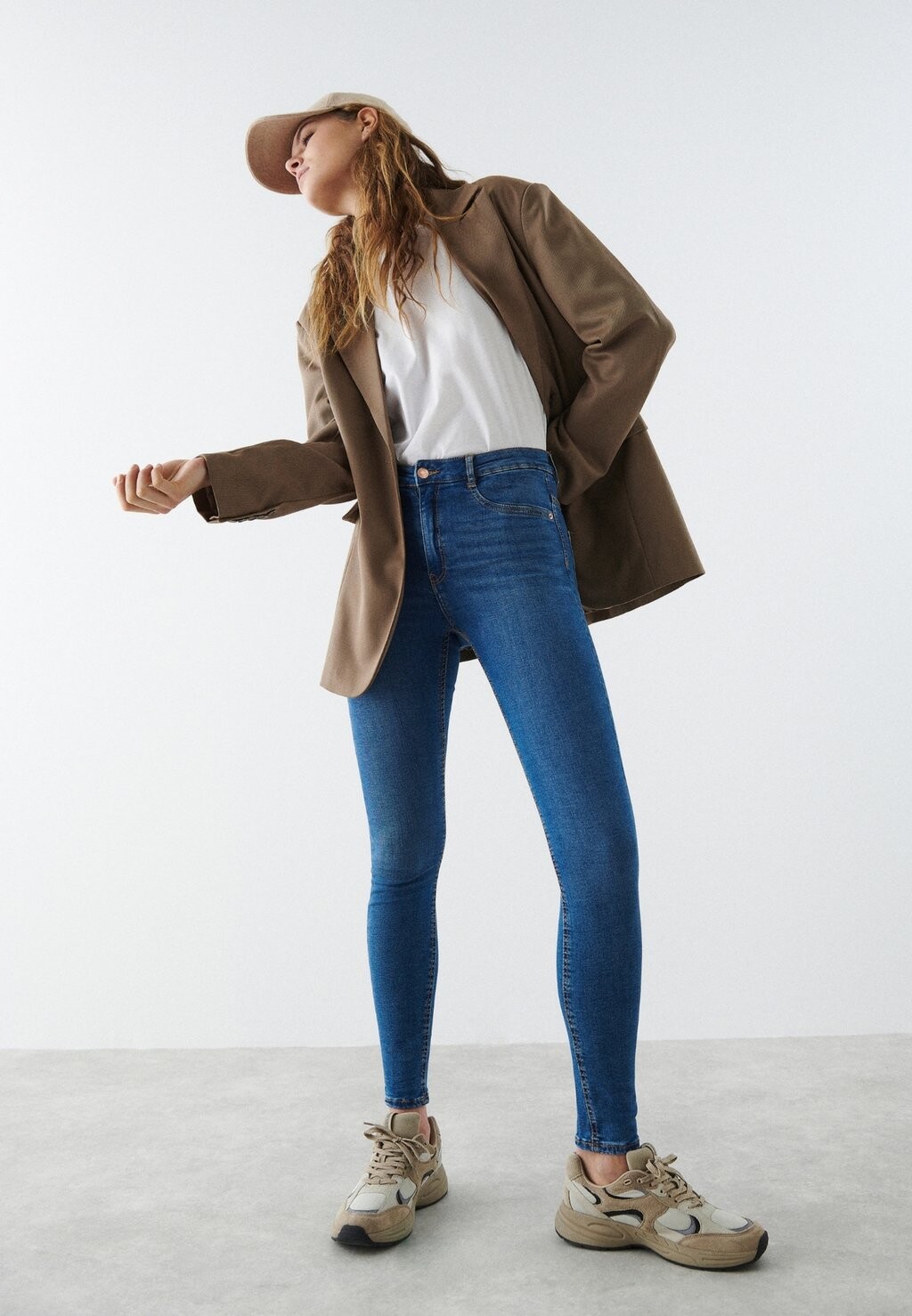 

Джинсы Skinny Fit Gina Tricot
