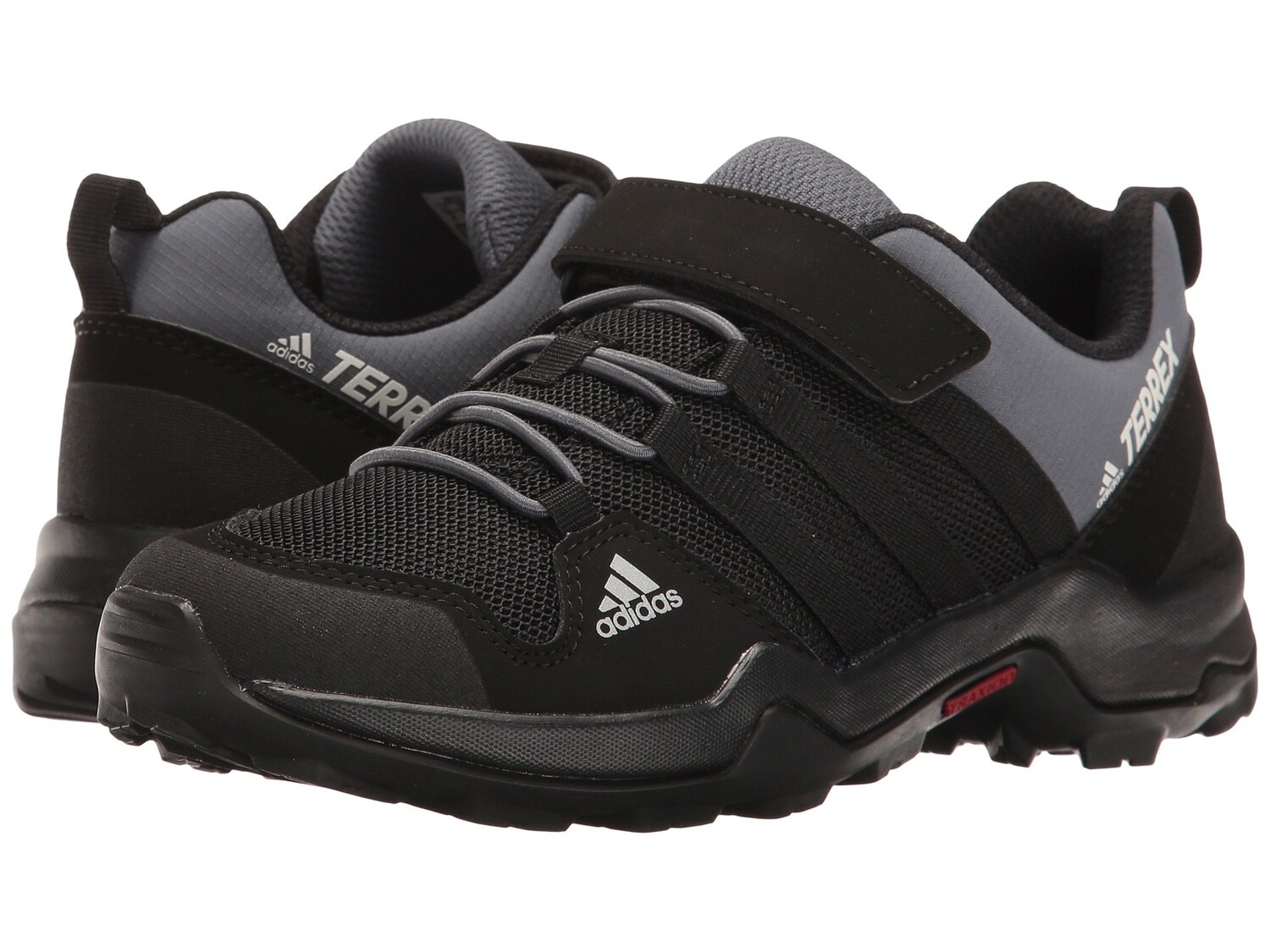 

Треккинговая обувь adidas Outdoor Kids Terrex AX2R CF (Little Kid/Big Kid)