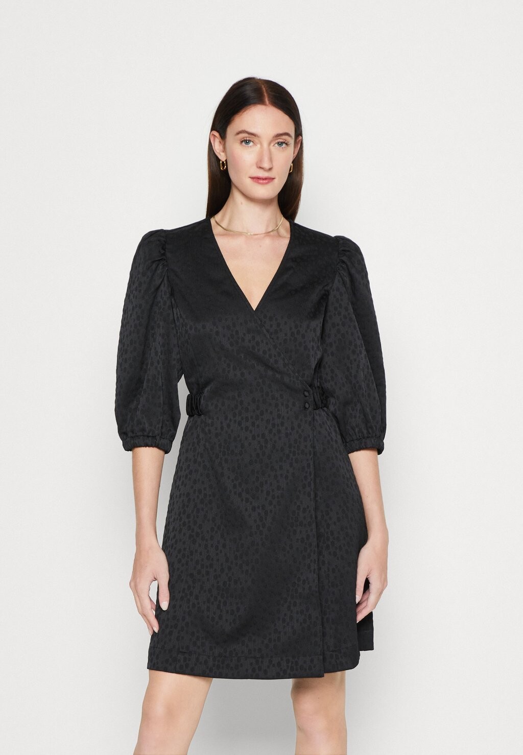 

Элегантное платье SLFBIANKA TANKA SHORT DRESS Selected Femme, черный