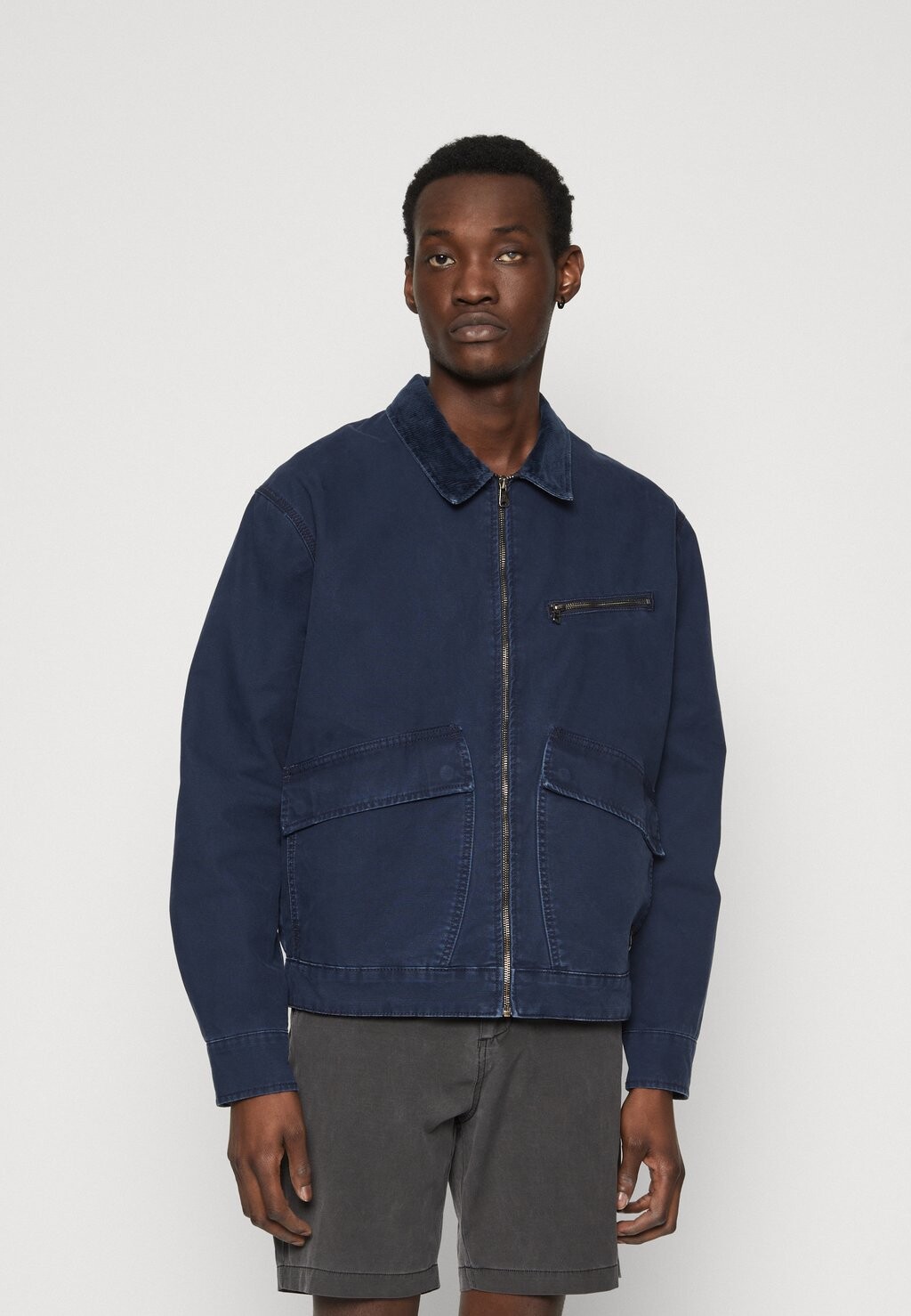 

Светлая куртка WASHED JACKET Timberland, цвет dark sapphire