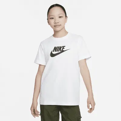 

Футболка Nike Sportswear, белый/черный