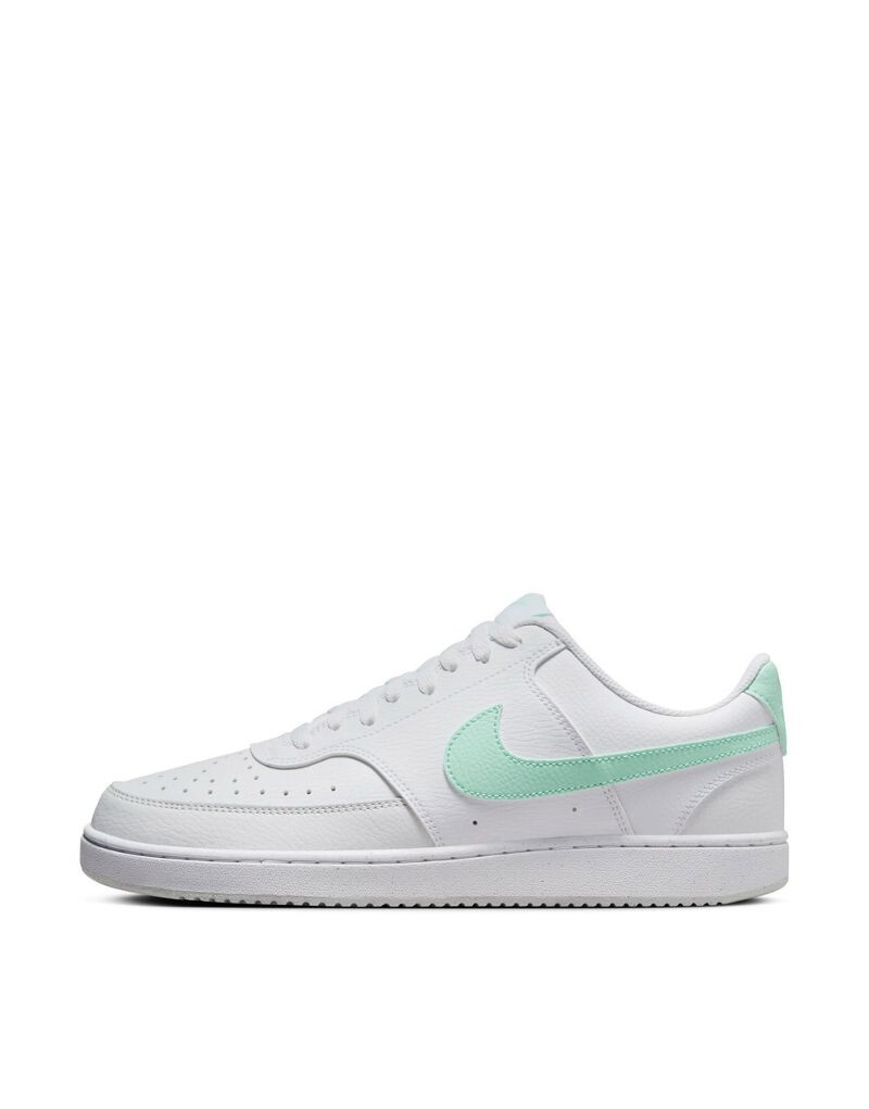 

Бело-мятные кроссовки Nike Court Vision Low
