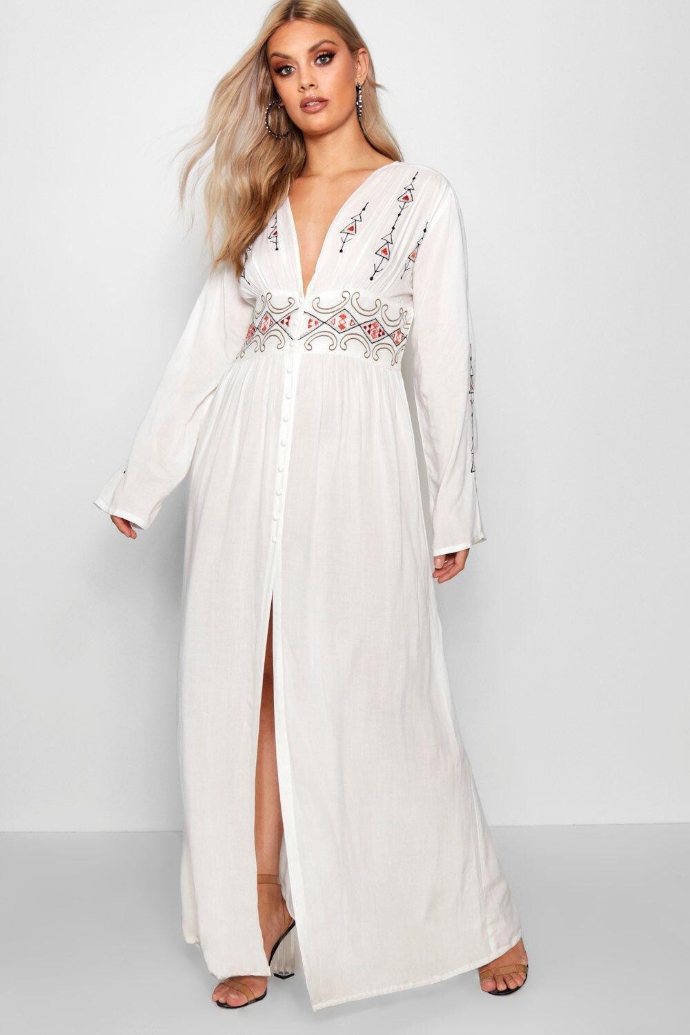 

Платье макси с вышивкой Boohoo, слоновая кость, Бежевый