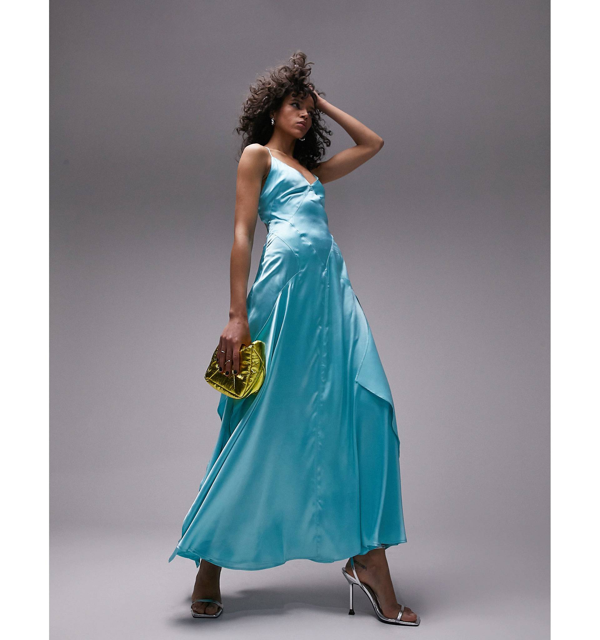 цена Атласное платье миди лазурно-синего цвета Topshop