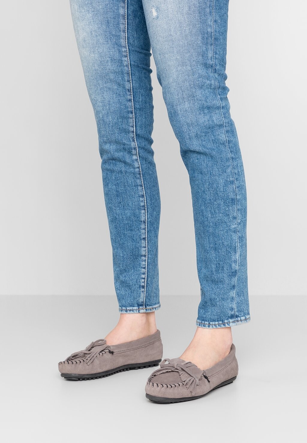 

Мокасины Minnetonka