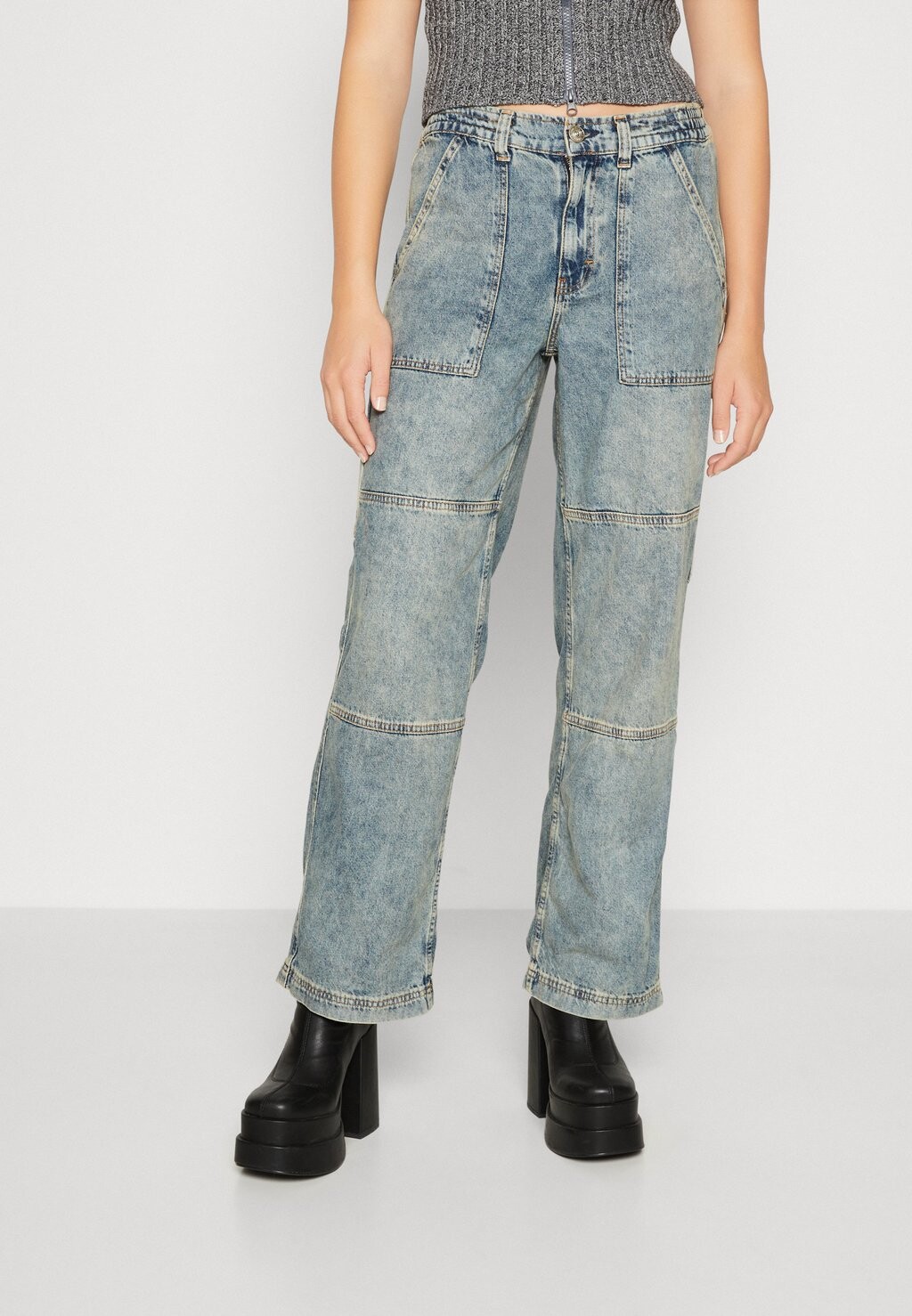 

Джинсы свободного кроя BDG Urban Outfitters