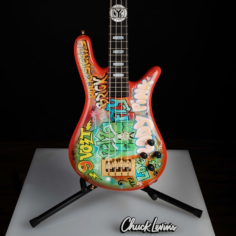 Басс гитара Spector USA Custom NS-2 NYC Graffiti Collection Limited Edition Bass Guitar - CHUCKSCLUSIVE - #1591 каталка огонек пудель зефирка с 1591