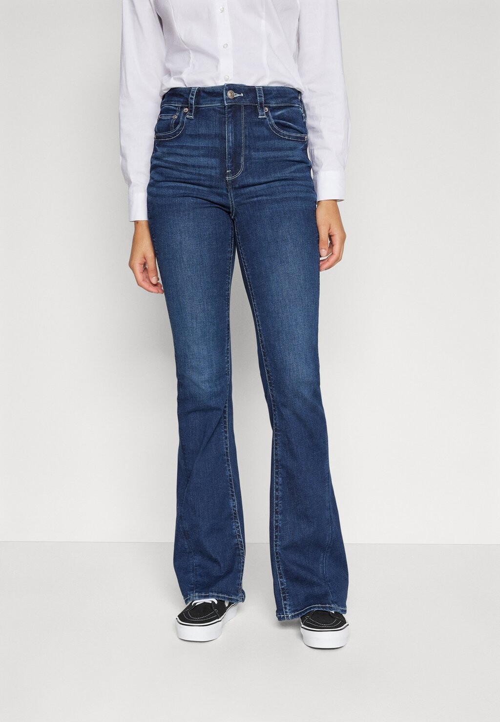 

Расклешенные джинсы American Eagle, темно-синий