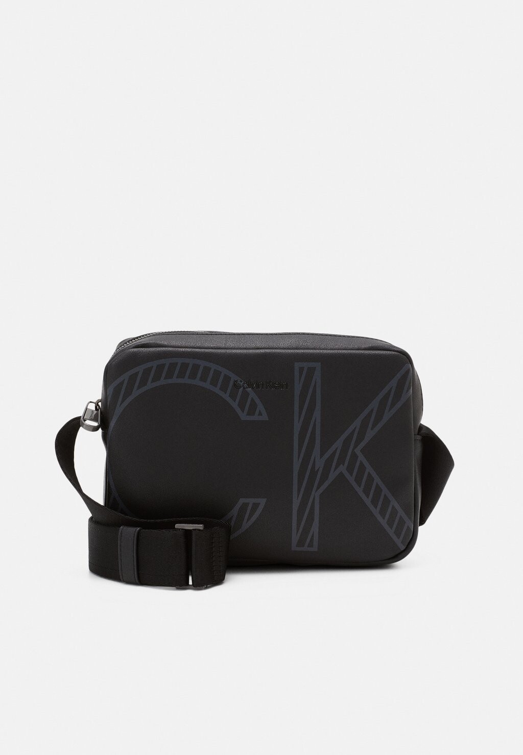 

Сумка через плечо Xl Mono Camera Bag Calvin Klein, черный