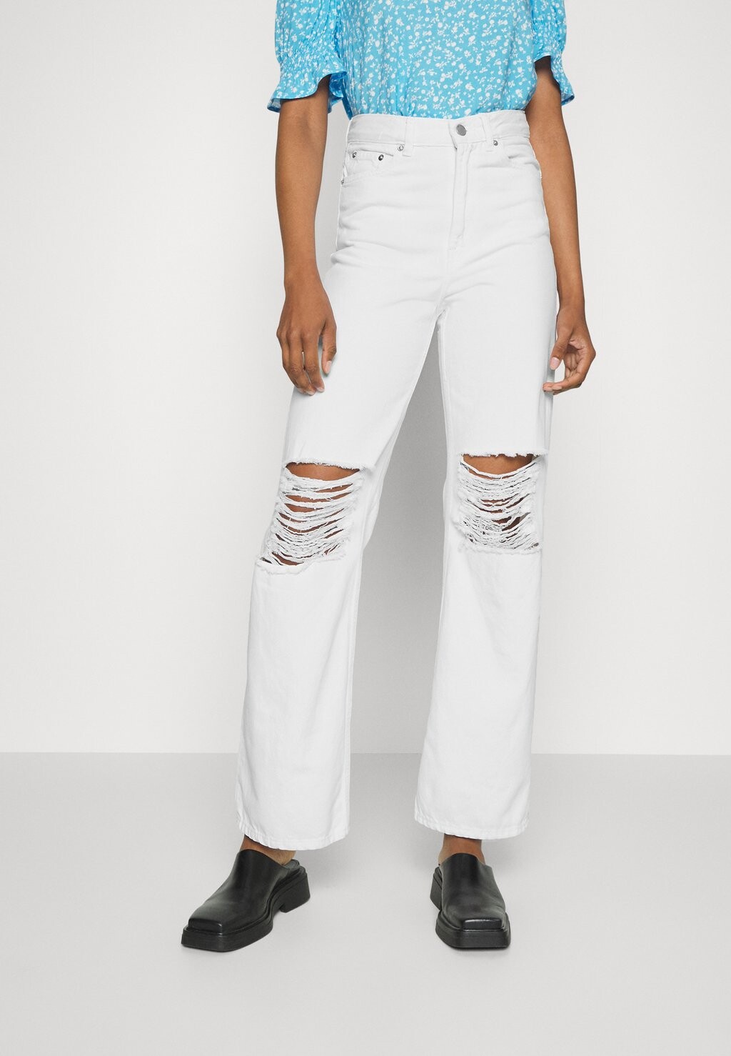 

Джинсы свободного кроя Dr.Denim