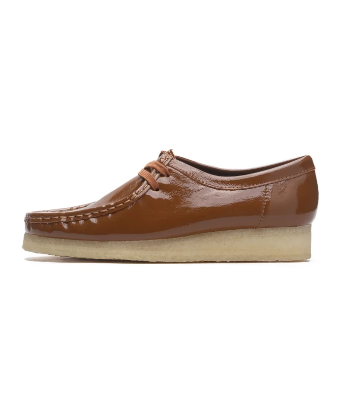 

Ботинки на шнуровке Clarks, коричневый
