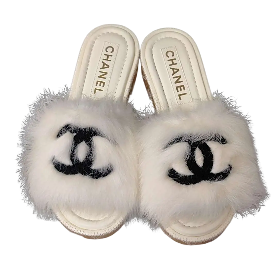 

Chanel 23C Сандалии ранней весны женские