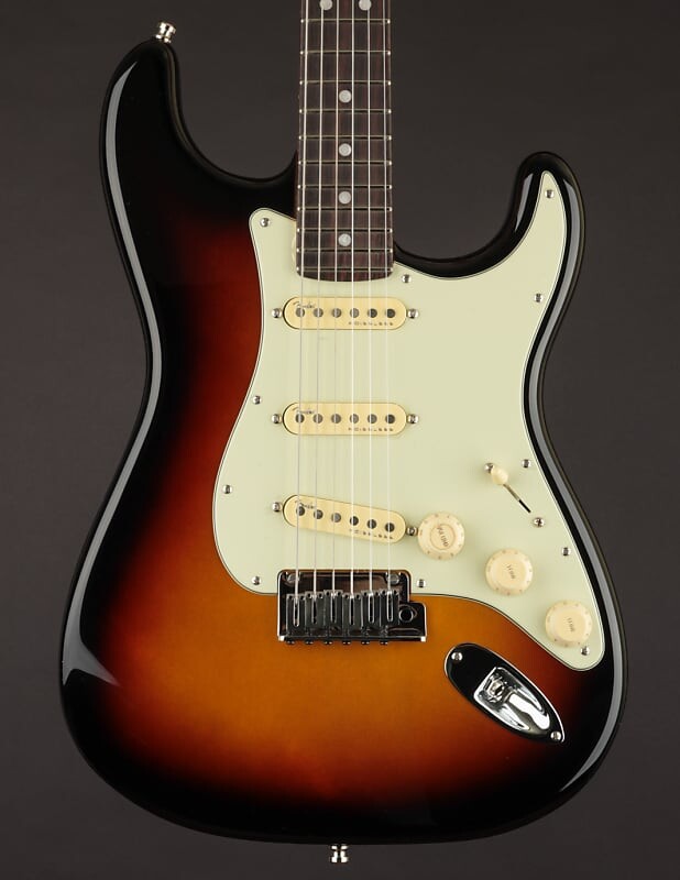 

Электрогитара Fender American Ultra Stratocaster, Rosewood Fingerboard, Ultraburst