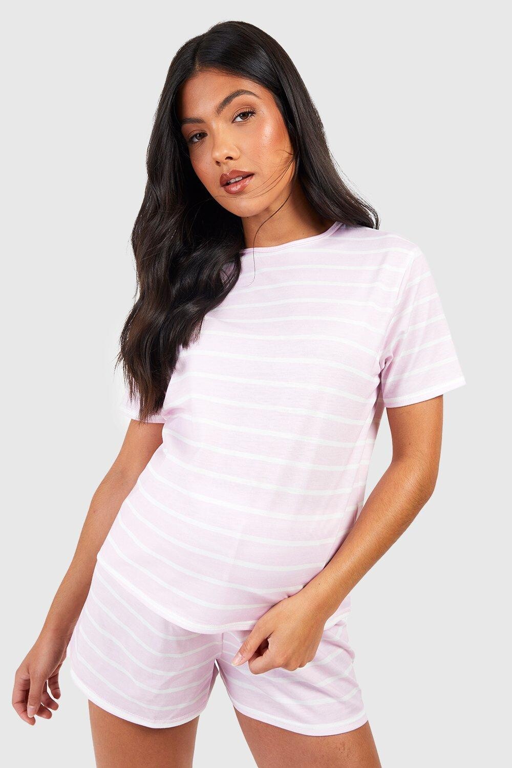

Короткий пижамный комплект в полоску для беременных Boohoo, розовый