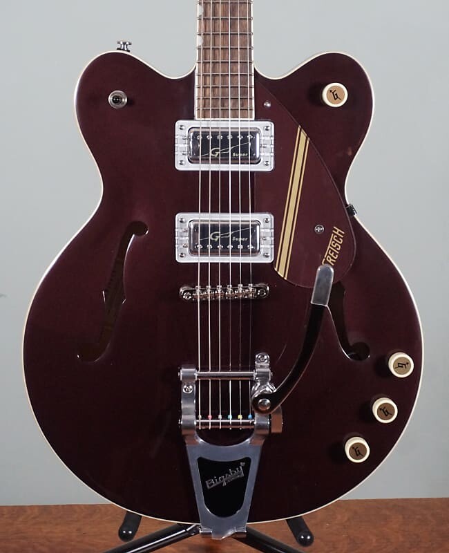 

Электрогитара Gretsch G2604T Limited Edition Streamliner Rally II Center Block with Bigsby, Two-Tone Oxblood/Walnut Stain