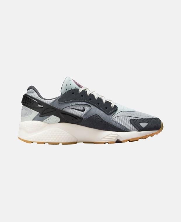 

Кроссовки Nike, серый