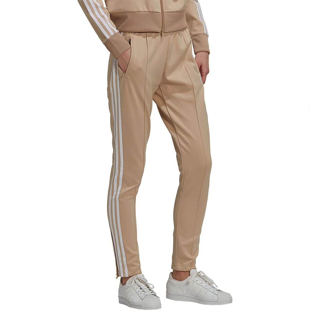 

Брюки adidas Originals Primeblue SST, коричневый