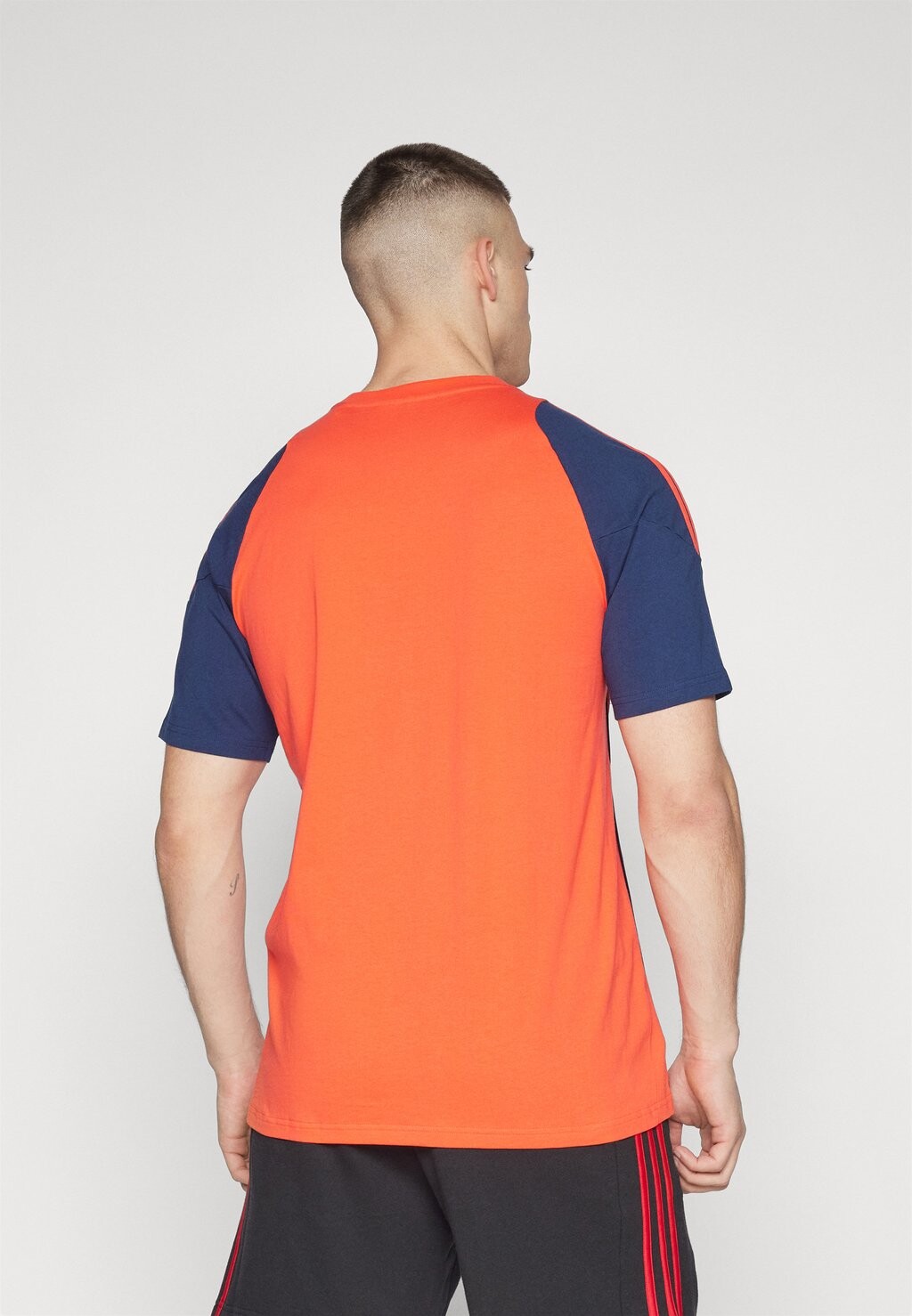

Team Manchester United Tee adidas Performance, красный