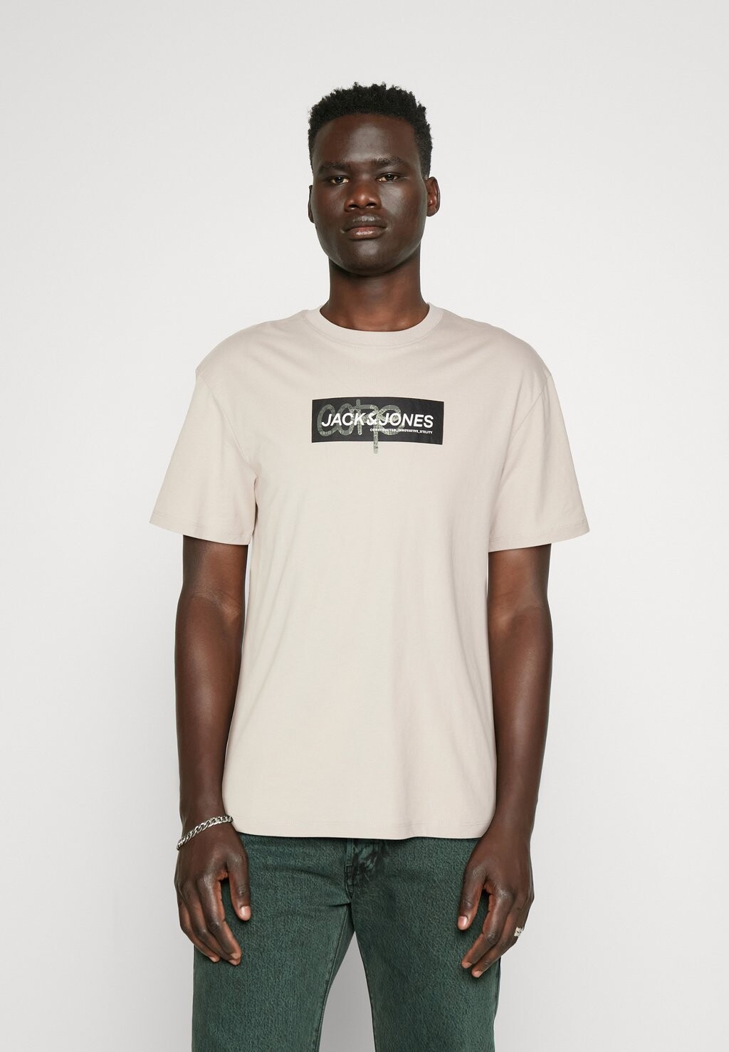 

Футболка с принтом Jcoaop Tee Crew Neck Jack & Jones, цвет moonbeam
