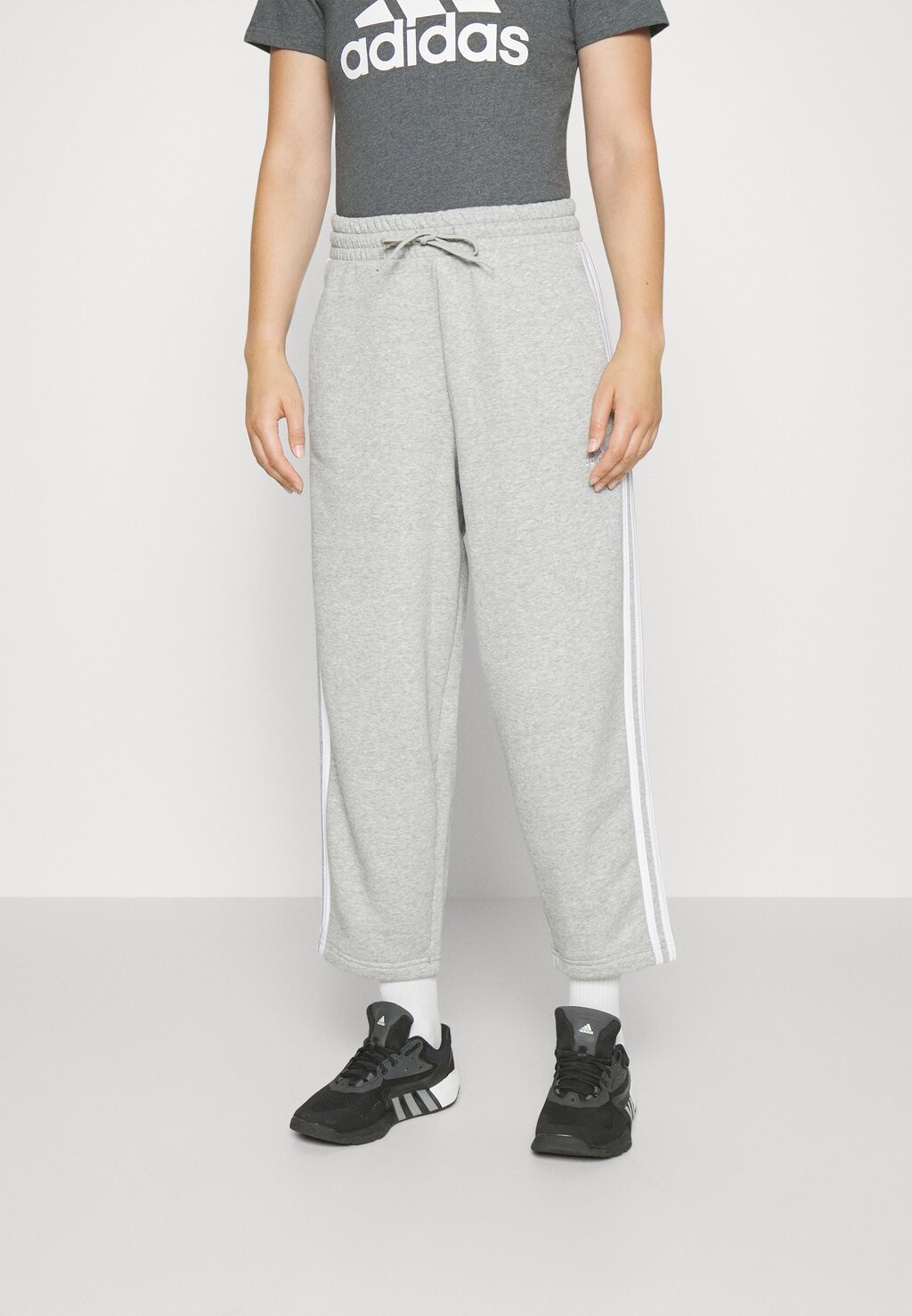 

Спортивные брюки Adidas, Серый