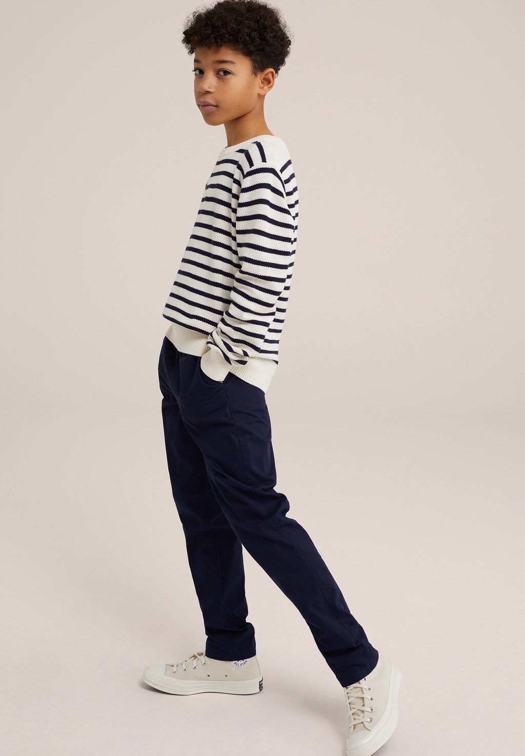 

Брюки из ткани WE Fashion, цвет blue