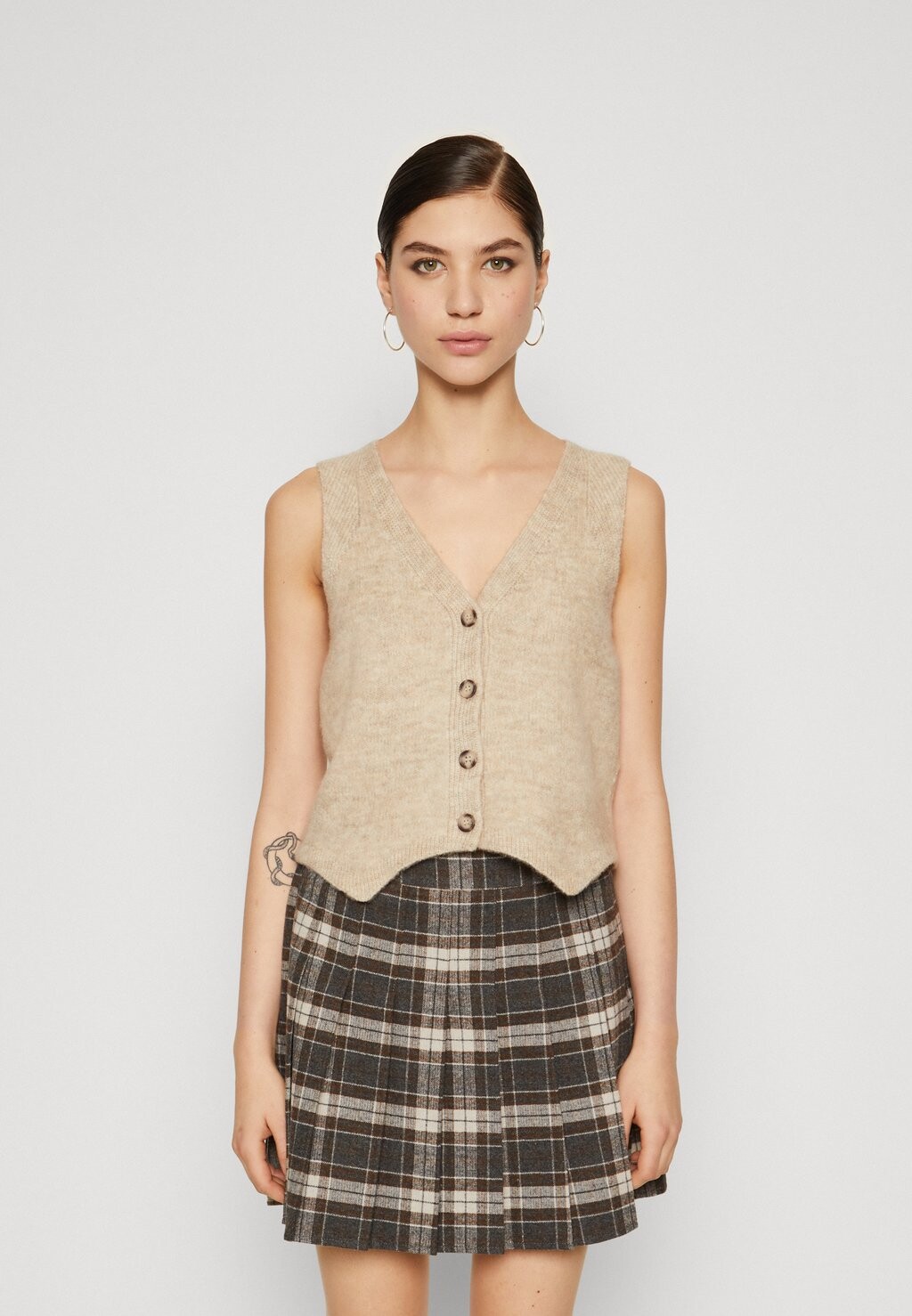 

Жилет Jdyfrida Button Vest JDY, цвет eggnog melange